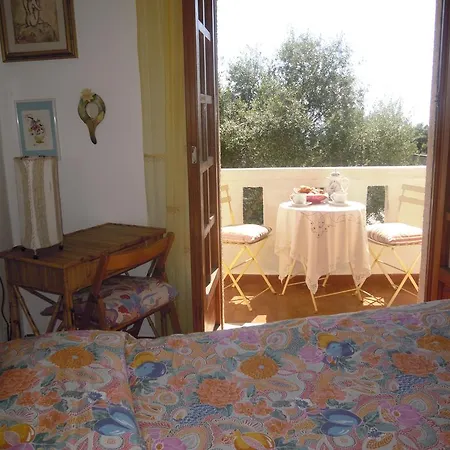 Pensión Cozy House Sea View *