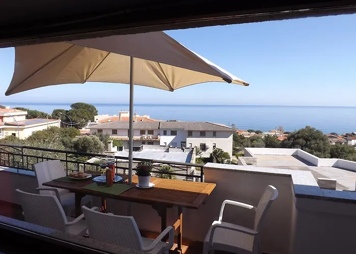 Konukevi Cozy House Sea View 3*